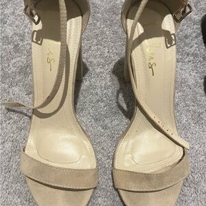 Elegant Tan Women's Sandals